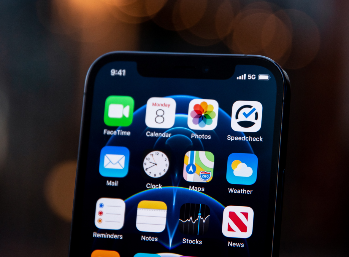 敖汉苹果手机维修分享为什么 iPhone 12 在冬季会自动关机 