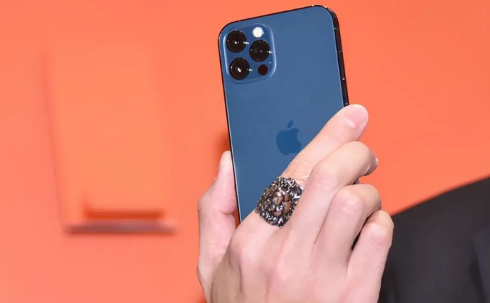 敖汉苹果手机维修分享iPhone12系列重启方法教程 