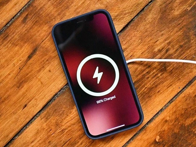 敖汉苹果手机维修分享iPhone 12可以随便充电吗 